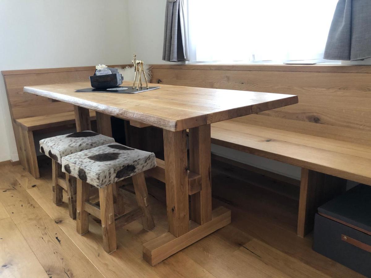 Renovated 3 Rooms Apartment In Ruschein Near Laax Bagian luar foto