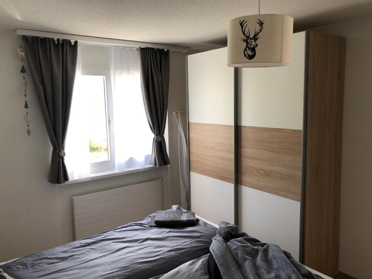 Renovated 3 Rooms Apartment In Ruschein Near Laax Bagian luar foto